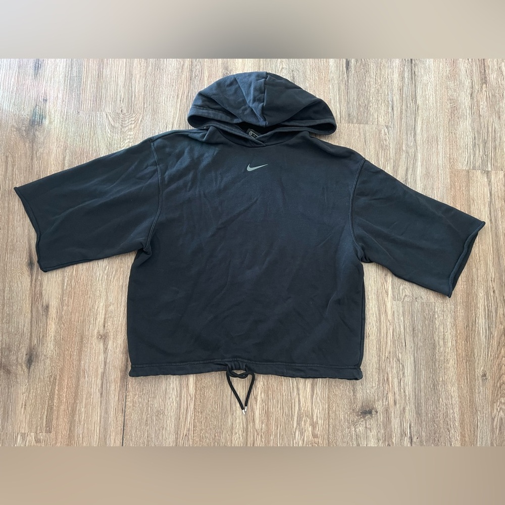 Women’s Nike workout hoodie